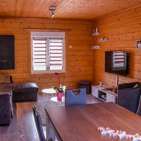 Insolite Maison Bois, Wifi, Streaming Au Coeur De L'argonne Et Des Batailles De Verdun Holiday home Chaudefontaine (Marne)